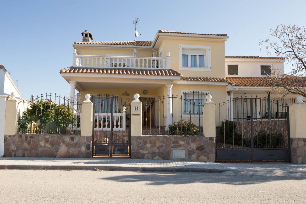 La Rosaleda De Orgaz Pension Buitenkant foto