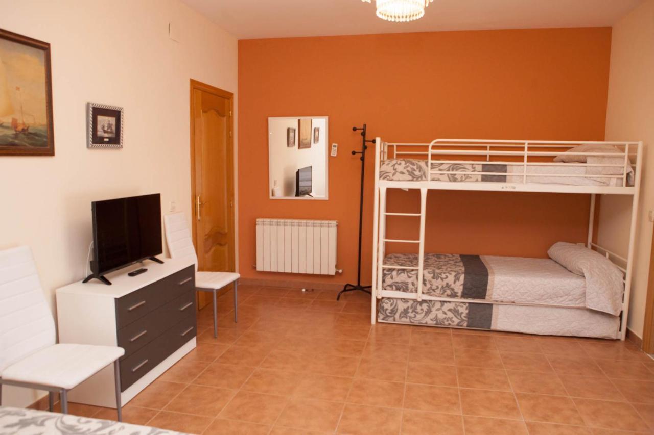 La Rosaleda De Orgaz Pension Buitenkant foto