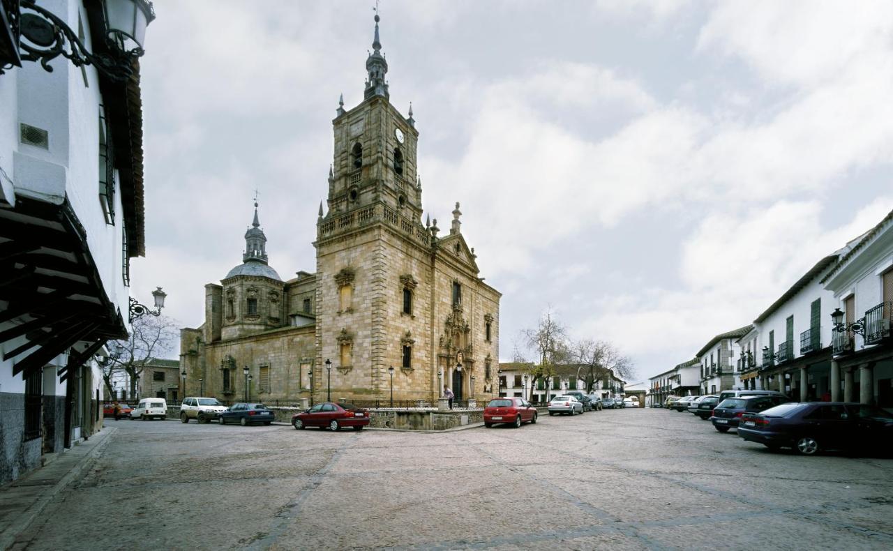 La Rosaleda De Orgaz Pension Buitenkant foto